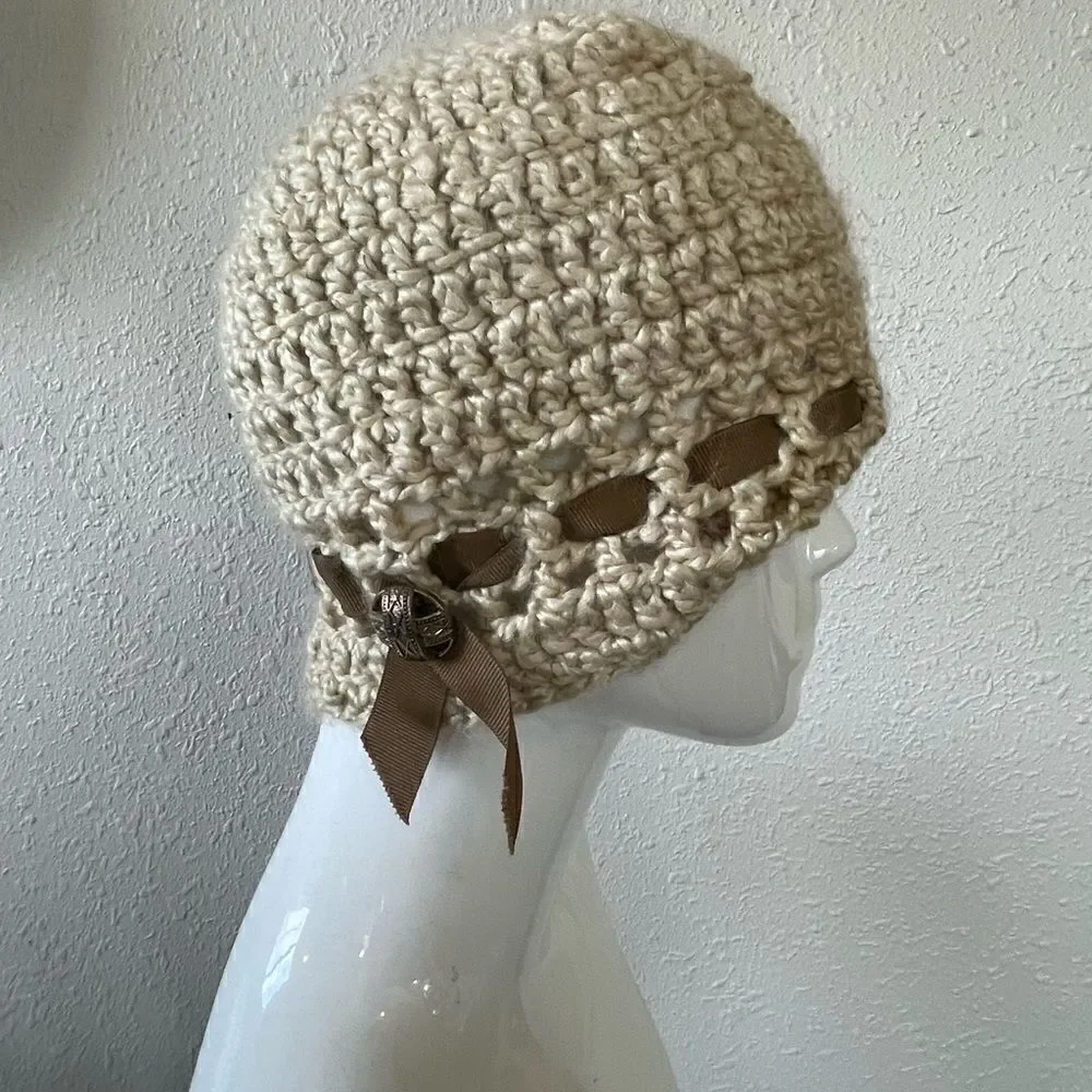 Loose Knit Sticking Cap EUC